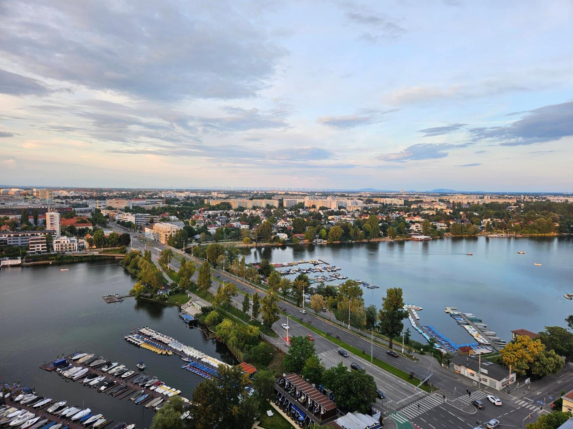 Yuki'S Place - Un-Vic, Danube Beach And Subway Near To Downtown 维也纳 外观 照片